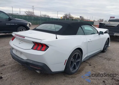 2024 Ford Mustang Ecoboost Premium z USA, uszkodzony, nr VIN 1FAGP8UH5R5138308